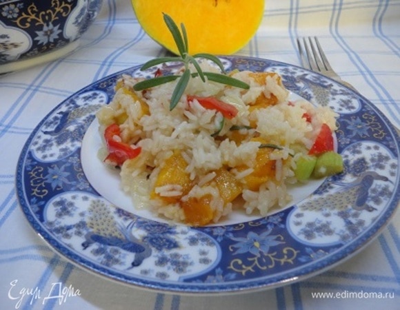 Подавать теплым.