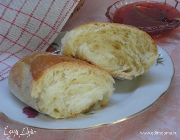 Теперь можно разламывать и наслаждаться с вареньем (для меня они не очень сладкие, можно увеличить количество сахара до 2 ст. л.) или сливочным маслом.