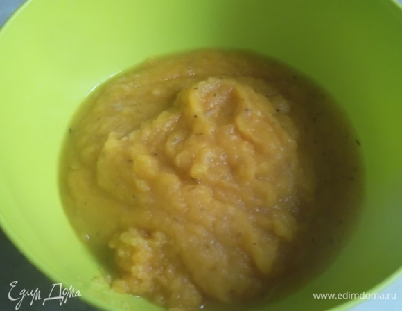 Приготовить пюре из кабачка, тыквы, чеснока и зиры.