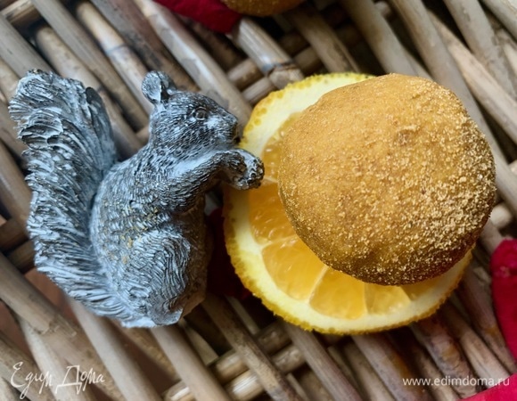 Обвалять в сахаре.