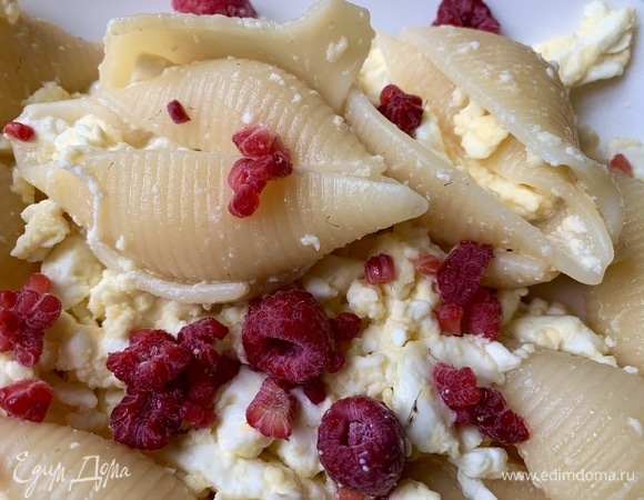 Вкус сливочный, аромат очень приятный — ванильно-творожный. Попробуйте, это просто и вкусно. Детям очень нравится!