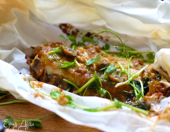 Уложить на противень и запекать в духовке при 190°C 15 минут.