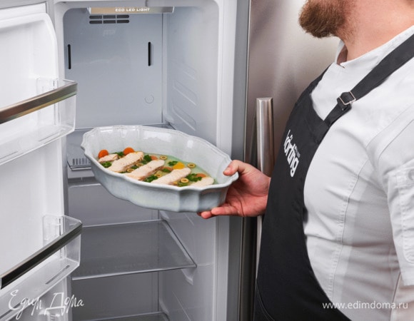 Поставьте в морозильник  Körting до полного застывания. Функция «Super Freeze» — моментальная заморозка продуктов сохраняет их питательные вещества, внешний вид и витамины.