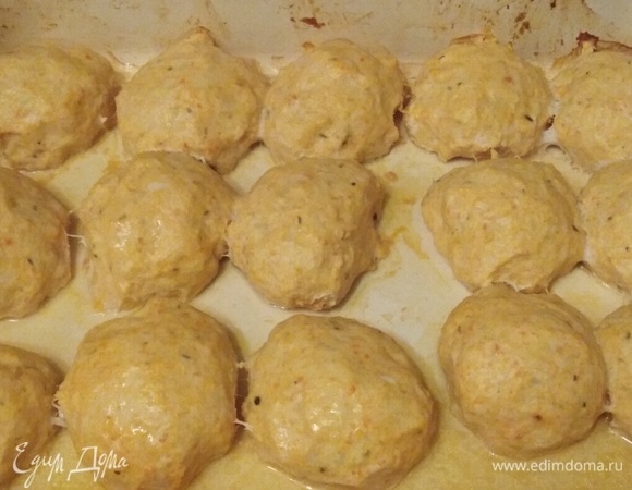 Поставить в духовку. Запекать при 200°C 20 минут.