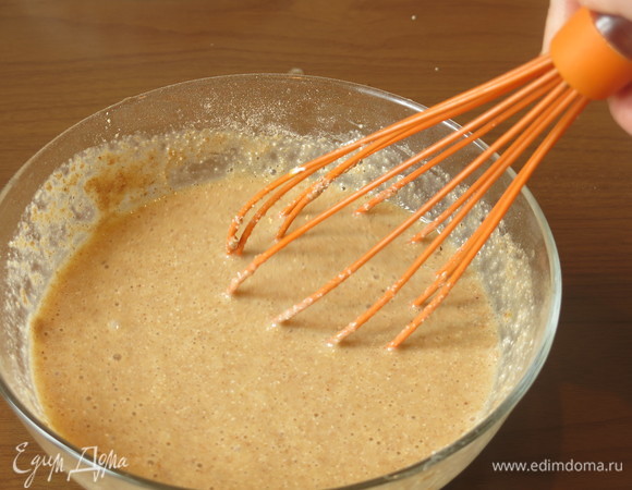 Перемешиваем и кладем отруби. Можно добавить чуть меньше отрубей. Даем немного настояться.