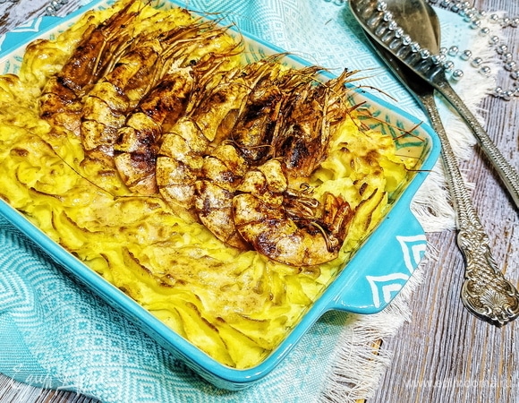 Украсьте сверху веточкой укропа (по желанию) и сразу подавайте на стол. Приятного аппетита.