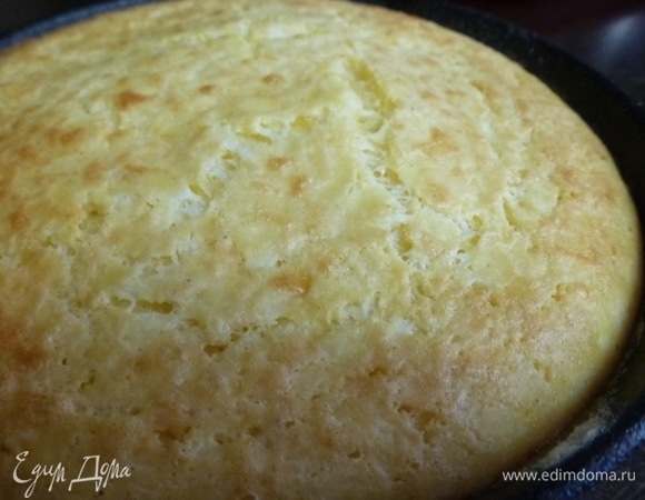 Извлечь кукурузный хлеб, дать остыть. Приятного аппетита!