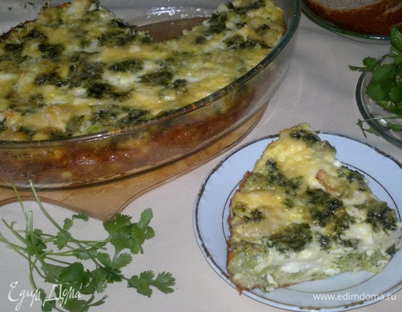 Подать запеканку к столу и разрезать на порции. Угощайтесь! Приятного аппетита!