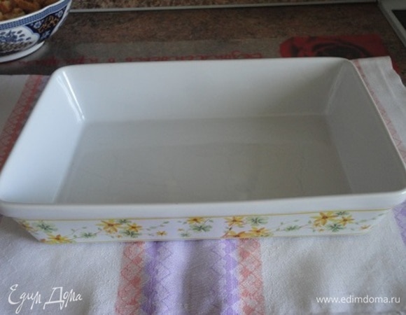 В следующий раз я буду укладывать шарики вот в такую форму (15х25) в три ряда по 4 шт. Так они равномернее поднимутся и проще будет их отламывать друг от друга после выпечки.