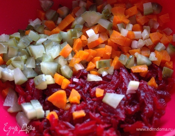 Соединить начинку.