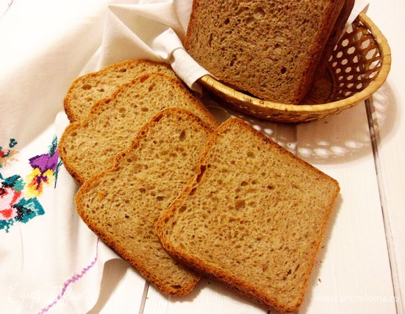 Вкусный пшеничный хлеб готов. Приятного аппетита!