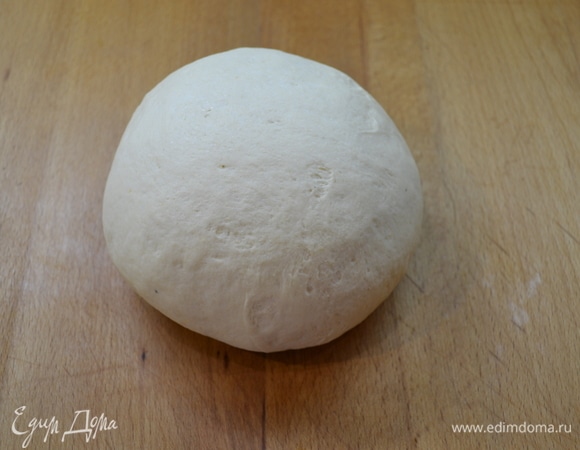 Подвернуть в шар и дать расслабиться. Прикрыть пленкой на 10–20 минут.