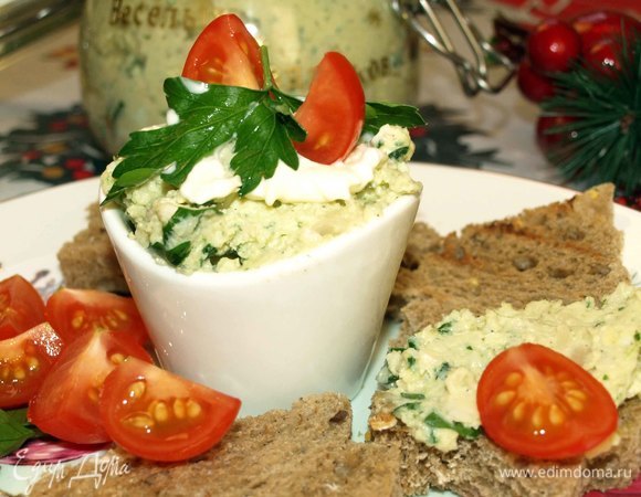 Подаем с хрустящим подсушенным хлебом.