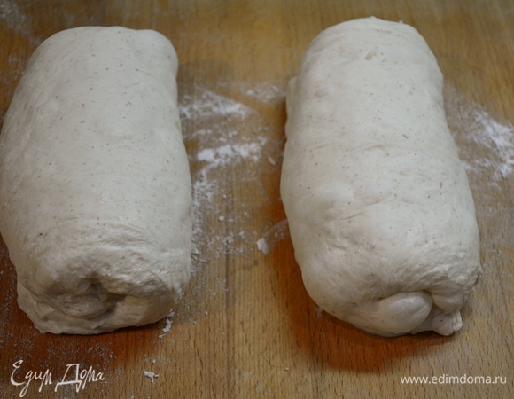 Затем свернуть в виде рулета.