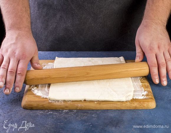 Тесто раскатайте как можно тоньше.