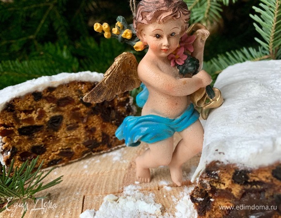 Безусловно, дайте детям возможность проявить свои таланты в украшении десертов и праздничных блюд! Это потрясающий процесс!