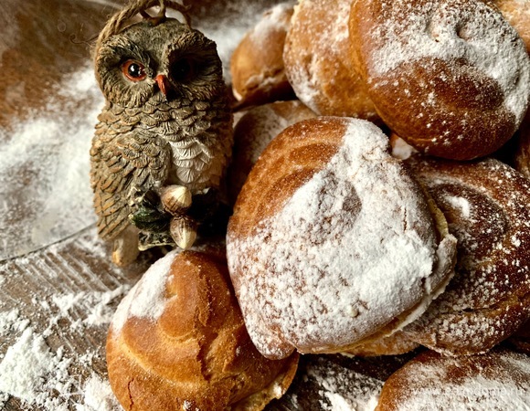 Украсить по желанию! Детям очень интересно пить чай, когда сладости или выпечка украшены сказочными фигурками!