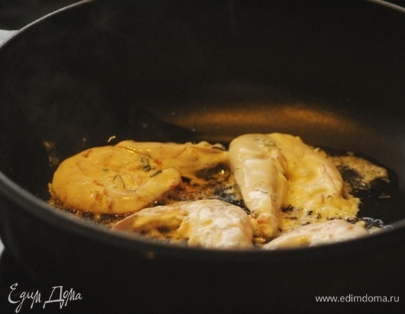 Креветки можно обжарить на оливковом масле, либо на гриле. Запахи на кухне не оставят никого равнодушным.