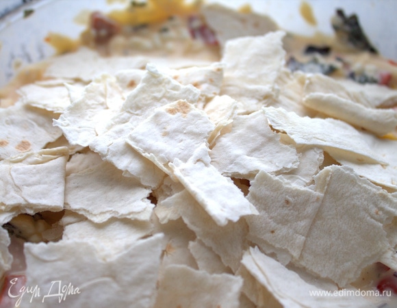 Порвать лаваш, можно даже сухой.