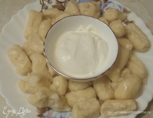 Подавать по желанию со сливочным маслом или сметаной. Приятного аппетита!