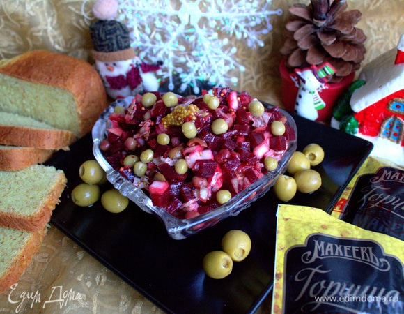 Чем-то похож на винегрет, но более хрустящий.