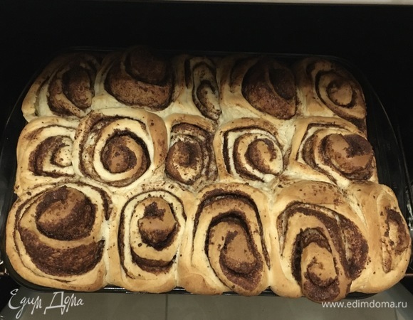 Отправляем в разогретую духовку на 30–40 минут при 180°C.