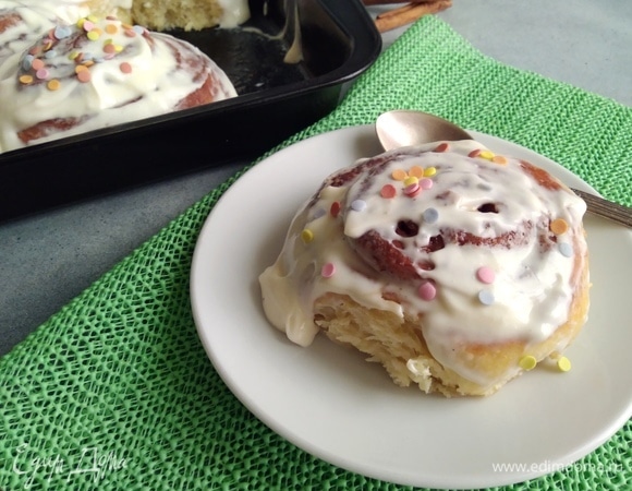 Звать никого не придется, на аромат обычно все сбегаются сами.