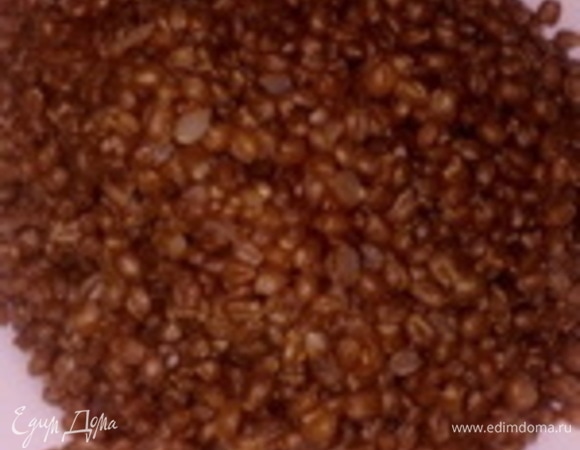 Процедить и остудить пшеницу.