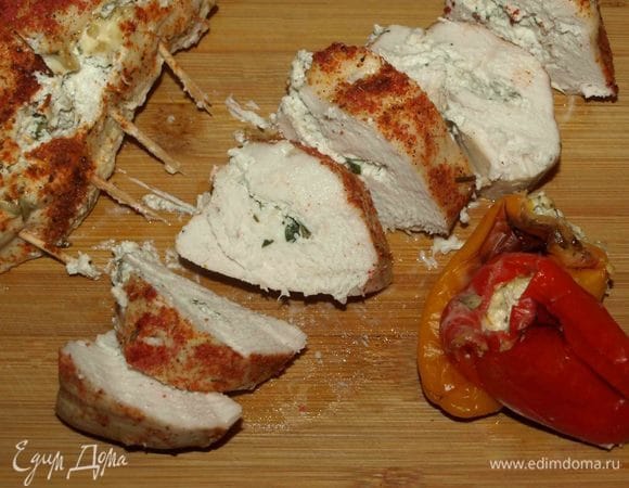 Нарезаем острым ножом.