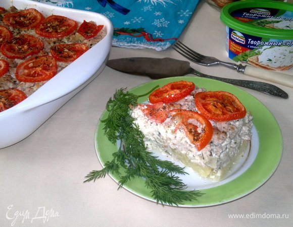 Разрезать на порции, украсить зеленью. Угощайтесь! Приятного аппетита!