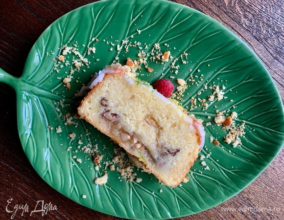 Кекс хорошо пропитан, аромат очень освежающий.