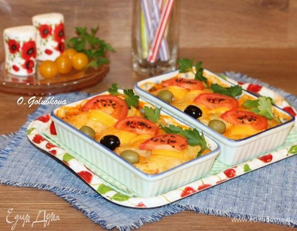 Подаем голубцы к столу в качестве закуски или основного блюда.