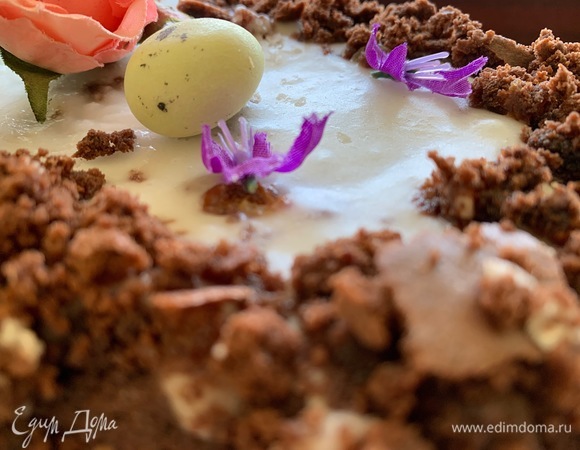 Хочу отметить глазурь: если добавить много пудры, глазурь в результате застынет и при нарезке будет крошиться, поэтому важно соблюсти пропорции, тогда результат вас очень порадует!