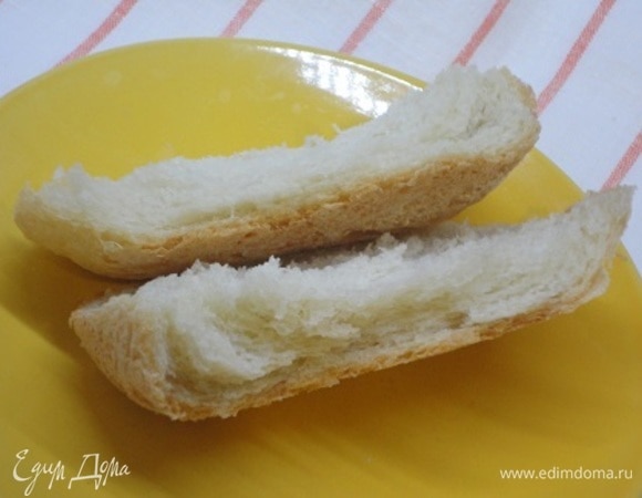 А вот корочка на излом. Комментарии излишни! Сегодня печется хлеб из смеси пшеничной и цельнозерновой муки.