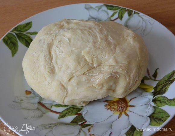 Наше тесто готово, получилось очень эластичное.