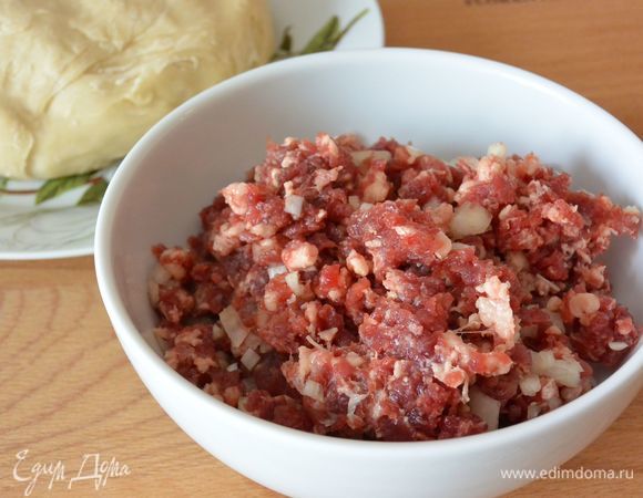 Все готово, можно приступить к лепке пельменей.