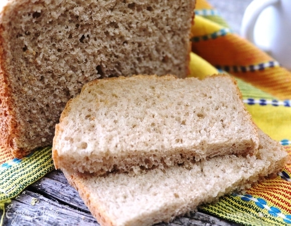 Остудить хлеб на решетке под полотенцем. Приятного аппетита!