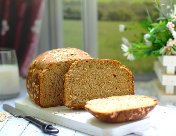 Хлеб получается однородный мелкопористый, размер небольшой.