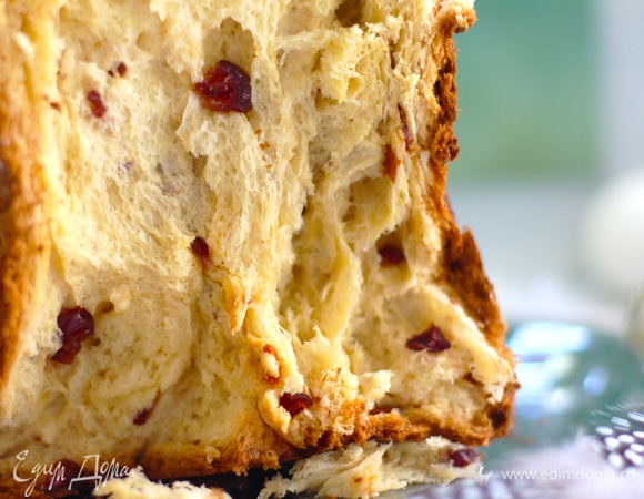 Внутри волокнистый.