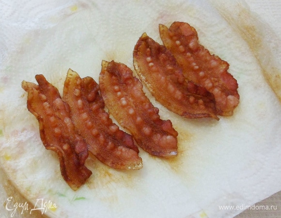 Готовить в микроволновке на максимальной мощности 1 минуту.