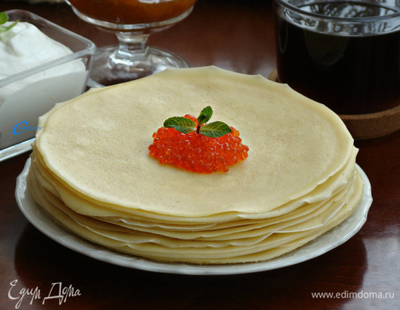 Вот такие «блондинистые» блинчики получились в СВЧ-печи. Вкусной Масленицы!