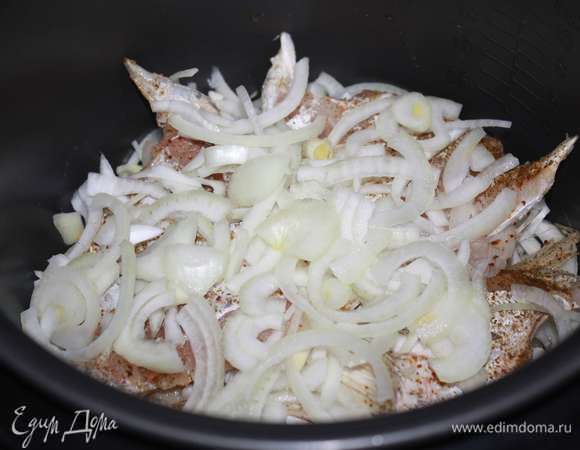 Далее — оставшийся лук.