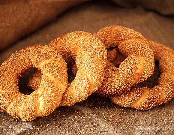 Горячие ароматные симиты готовы!