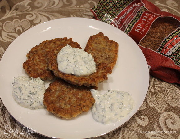 По этому рецепту у меня получилось 12 штук. Подаем горячими. Приятного аппетита.