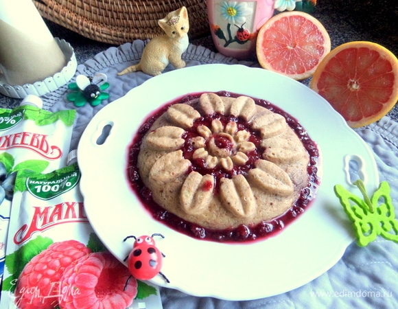 Украсить любым джемом по краю и в центре.