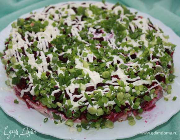 В конце посыпать мелко нарезанным зеленым луком.