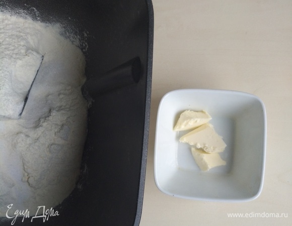 Сделующим идет сливочное масло.