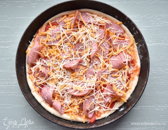 Тесто можно использовать для приготовления пиццы.