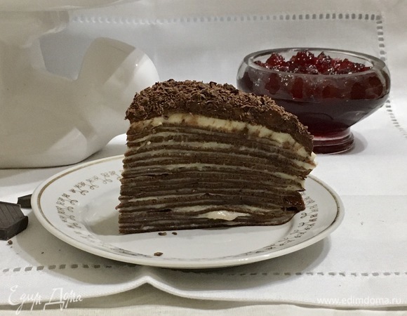 Тортик готов, отрезаем кусочек и наслаждаемся.
