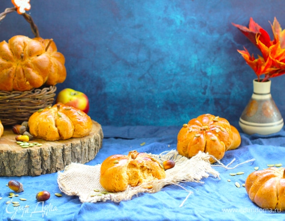 Выпекать около 20–25 минут до румяной корочки.